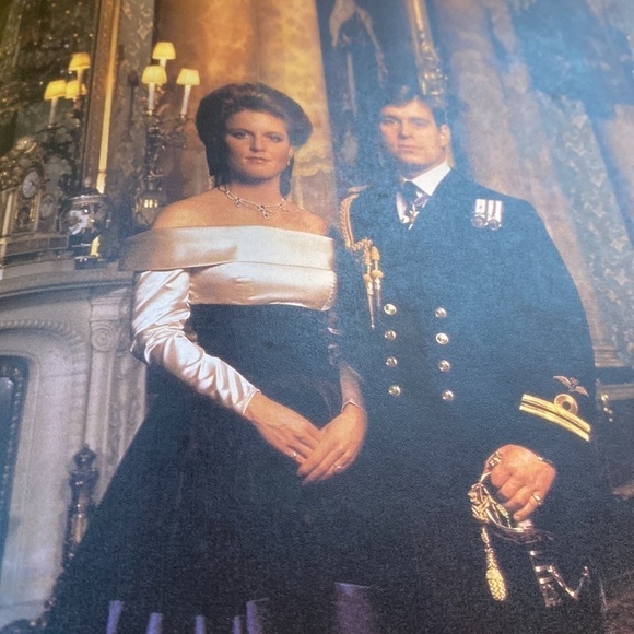 Collector’s Book - invitation to a ROYAL WEDDING, 1986, Prince Andrew and Fergie - Picture 2 of 6